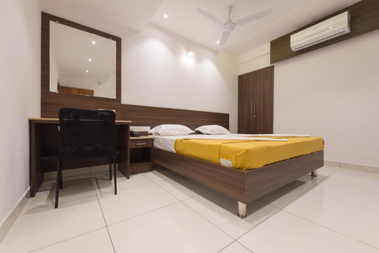 Hotel Karuna Residency Mangalore Exterior photo