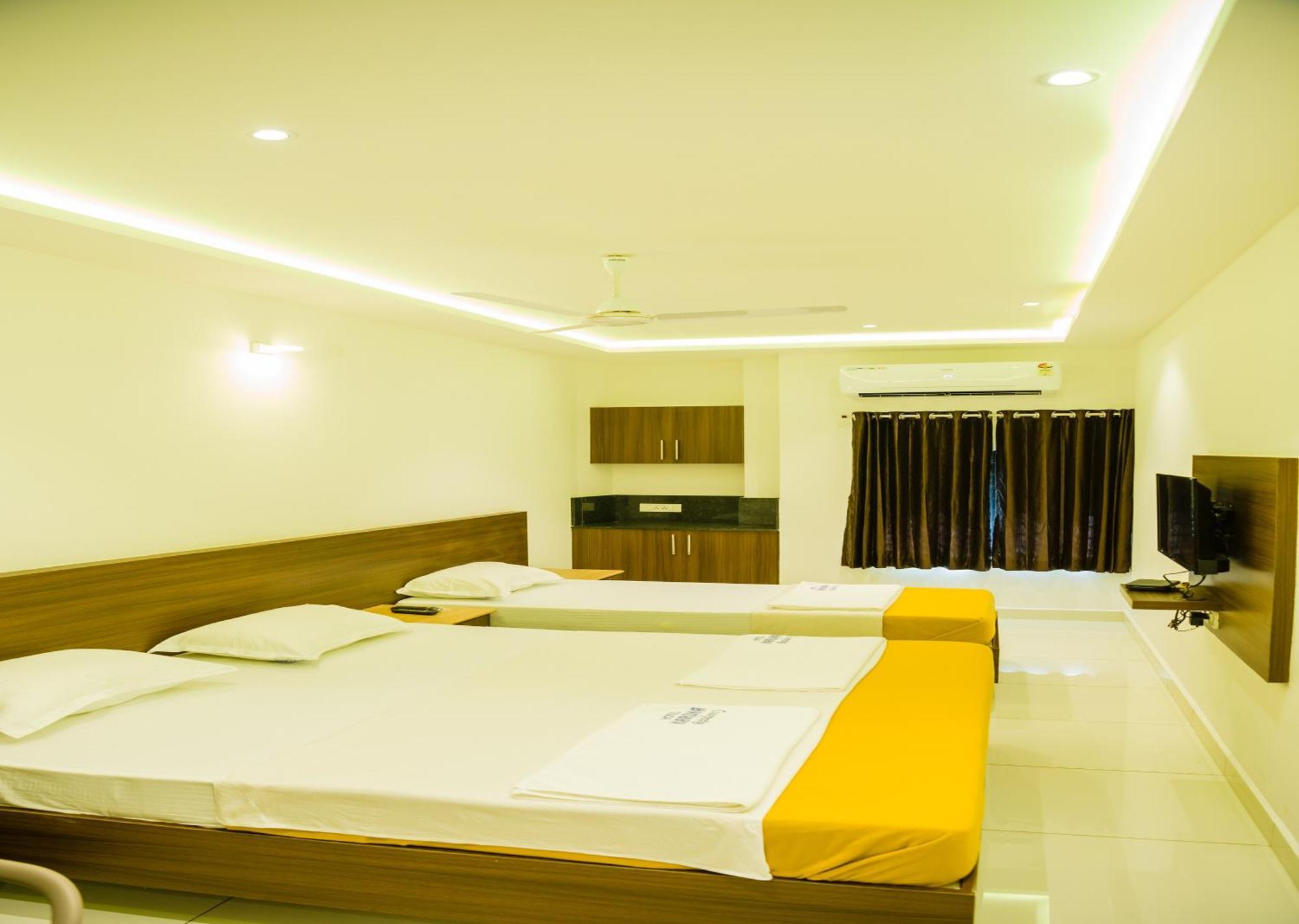 Hotel Karuna Residency Mangalore Exterior photo