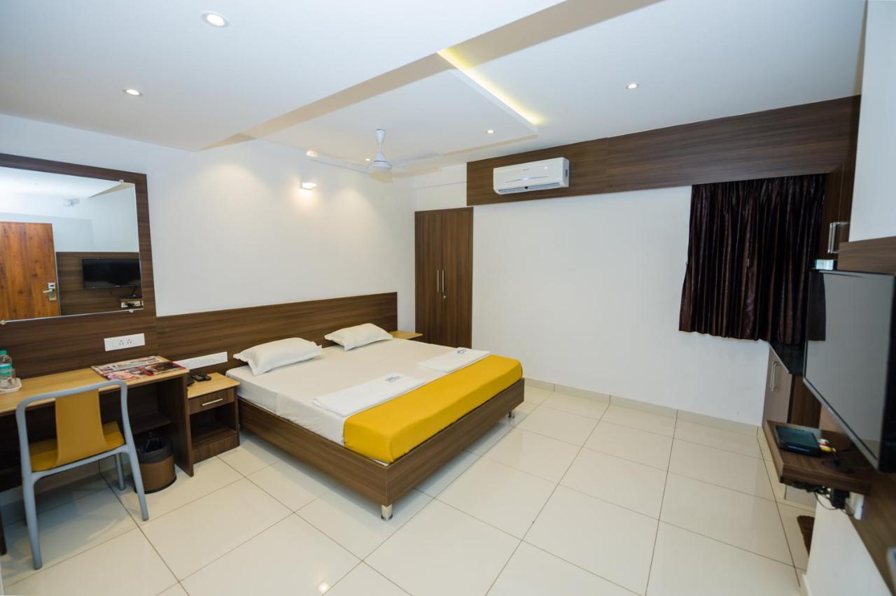 Hotel Karuna Residency Mangalore Exterior photo